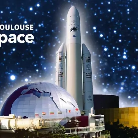 Lumineux Au Coeur De Τουλούζη